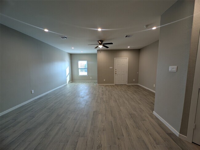 Photo - 7745 Swiftwater Ln