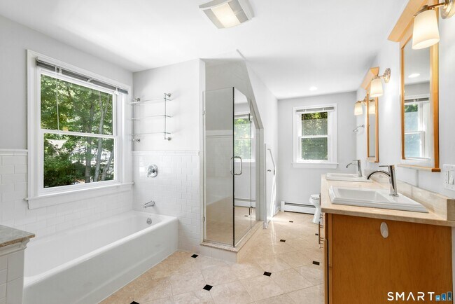 Photo - 10 Fernwood Rd