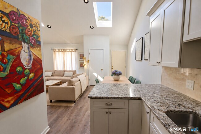 2289 Bedford St Unit D5