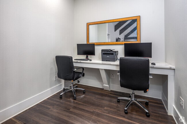 Centro de negocios - Retreat at Krum - 55+ Active Adult Living