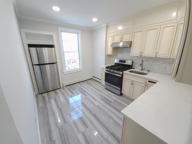 Photo - 7409 2nd Ave Unidad 1 Rental