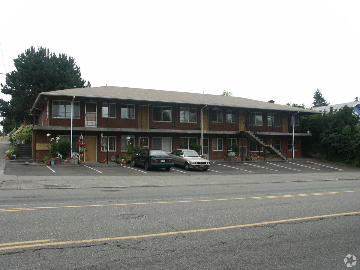 Cal Ray Apartments - Cal Ray Apartments