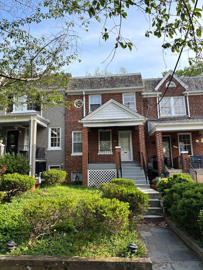 Photo - 3756 W St NW