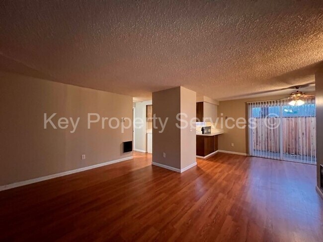 Photo - LAJE2 Unit LAJE2-5