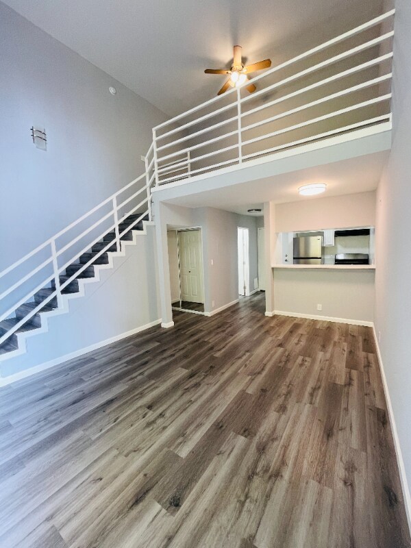 Photo - 7044 Hawthorn Ave Unit 307