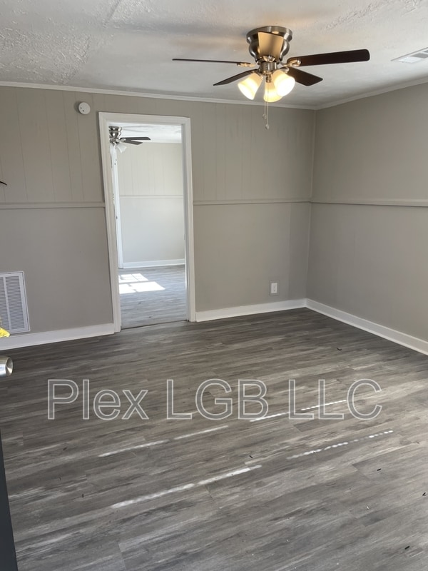 Photo - 112 Oak Ln