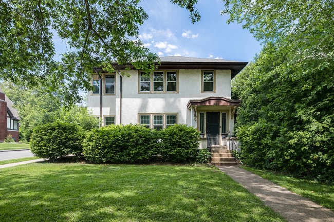 Building Photo - 1517 Fairmount Ave