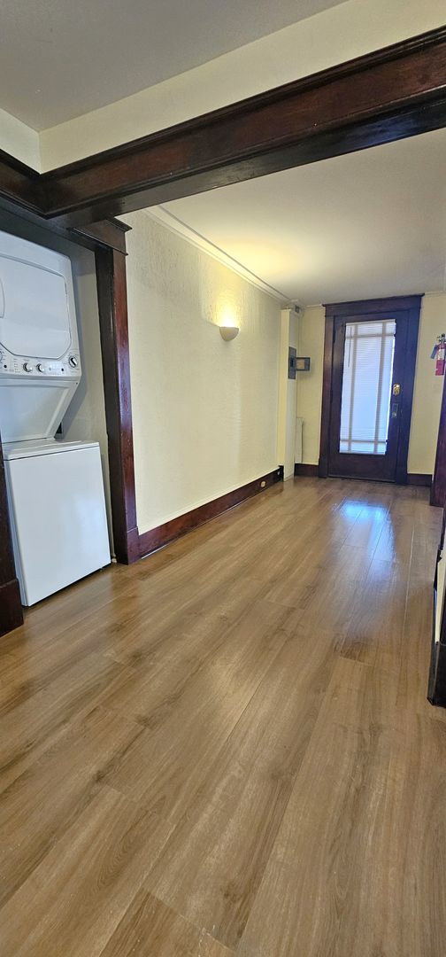 Photo - 135 N Champlain St Unit 135 North Champlain St #1