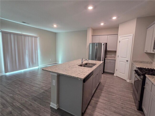 Photo - 2088 Nuthatch Dr