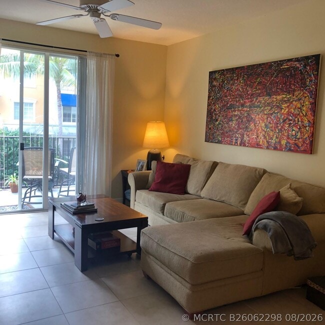 255 NE 3rd Ave Unit 2302