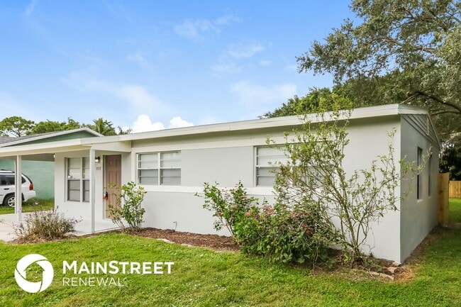 Photo - 3153 SE Banyan St