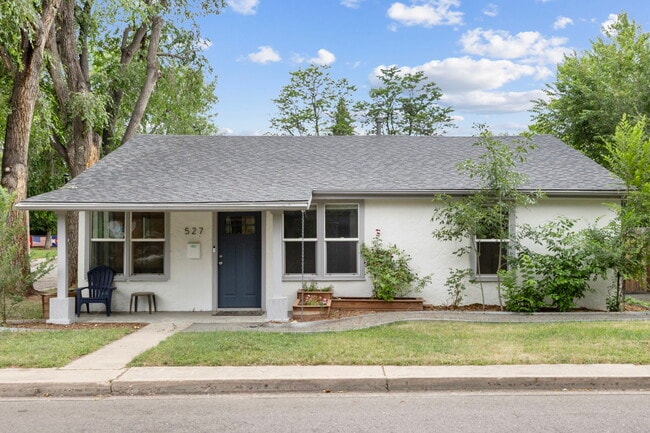 Building Photo - 527 S Bryan Ave Rental