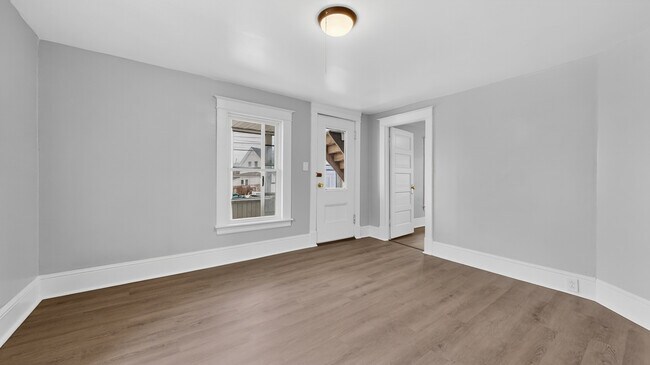 83 Brook St Unit A