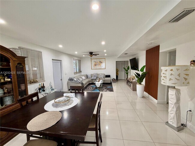 Photo - 2780 SW 90th Ave Unit 0