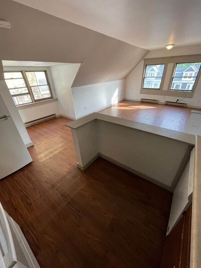 Photo - 431 Forest Ave Unit Apt 3