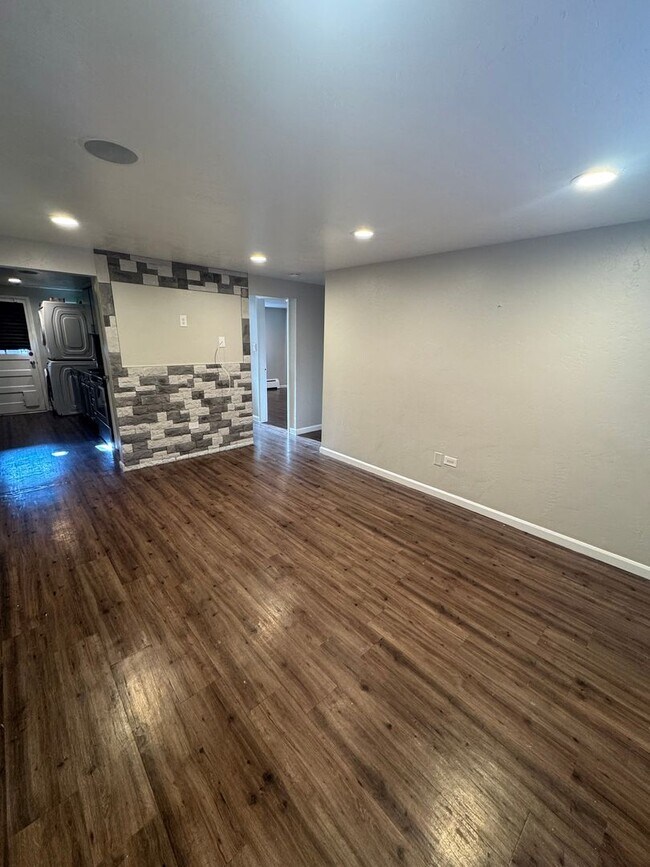 Photo - Remodeled 2 Bed, 1 Bath Condo in the Goldsmith Neighborhood! Unit #B