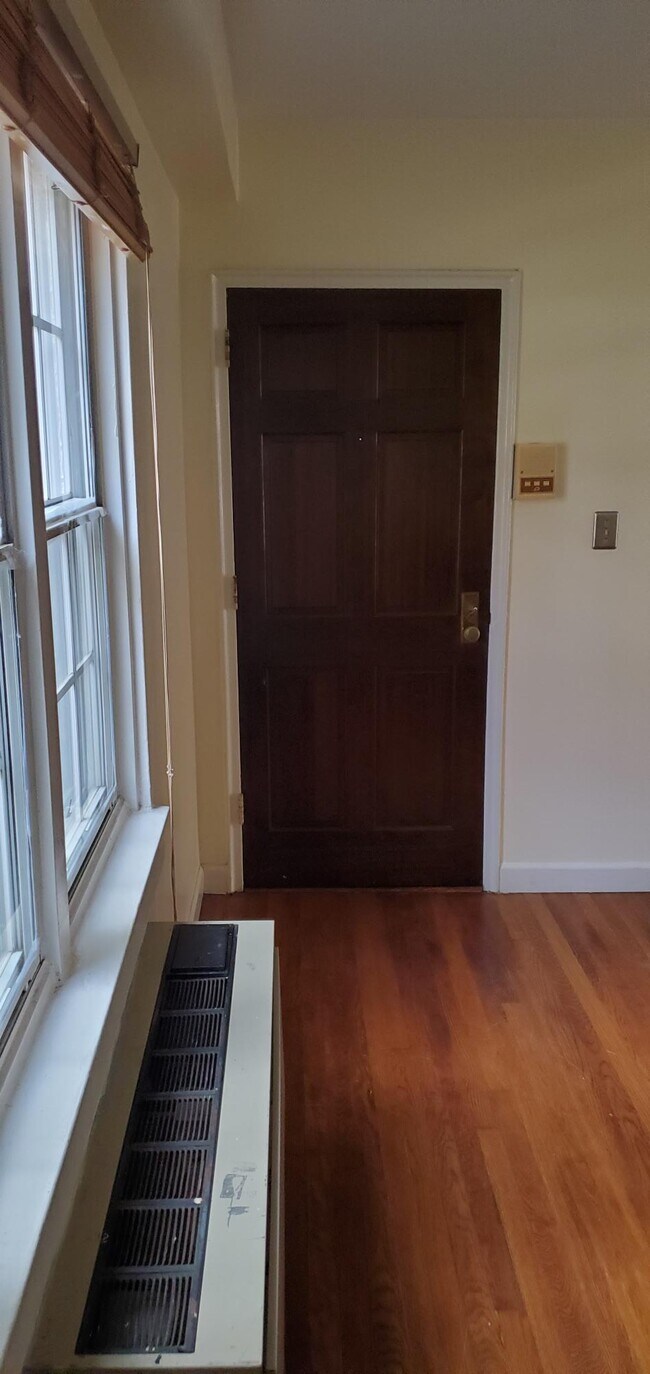 Photo - 310 Ashby St Unidad D