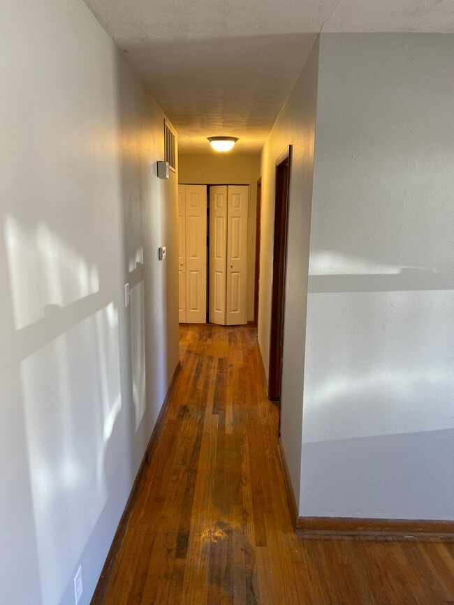 Photo - 3 bedroom 1 bath house