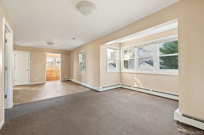 Photo - 8 Garfield Ave Unit 1