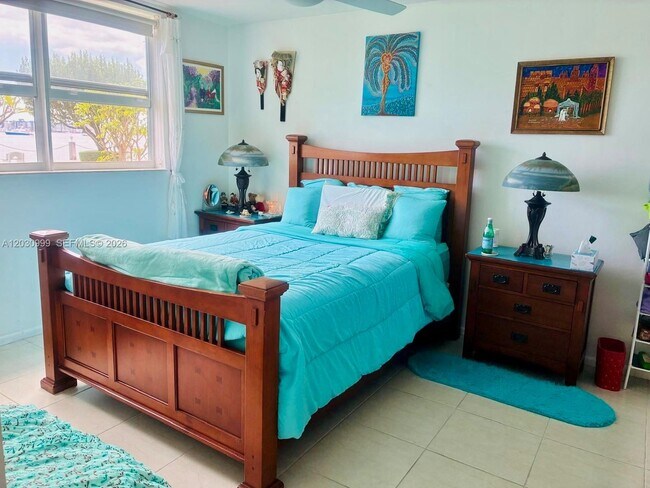 Photo - 3020 Marcos Dr Unidad S110