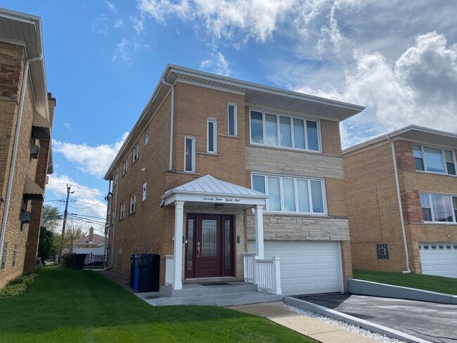 Photo - 7331 W Higgins Ave Townhome