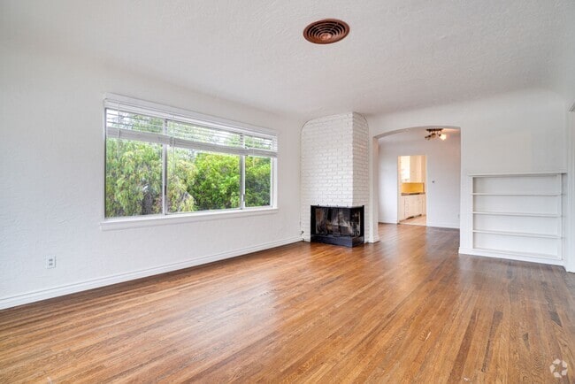 Building Photo - West Redwood Unit 1042 Rental