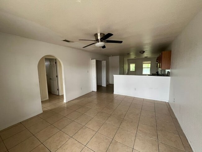 Photo - 3001 Cantabrian Dr Unit A