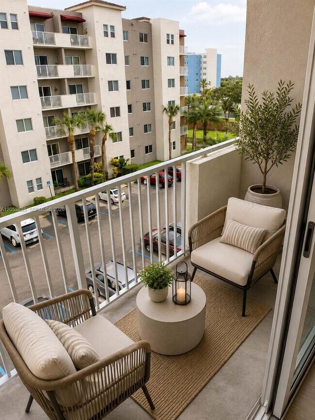 Photo - 11050 SW 196th St Unit 405