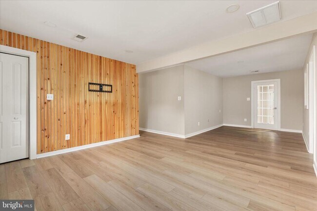 Photo - 14013 Glenkirk Rd