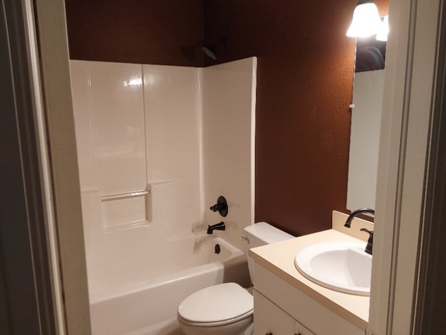 Photo - 6883 Mount Democrat St