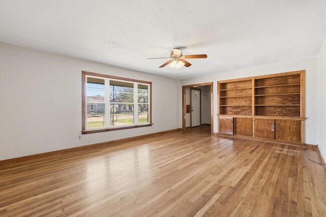 Photo - 134 Meander St