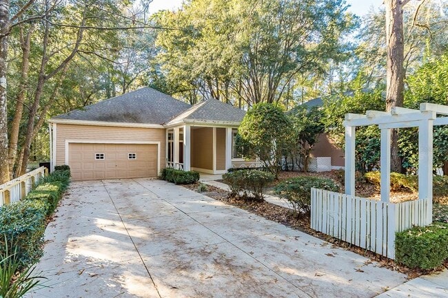 Building Photo - 10166 SW 52nd Rd Rental