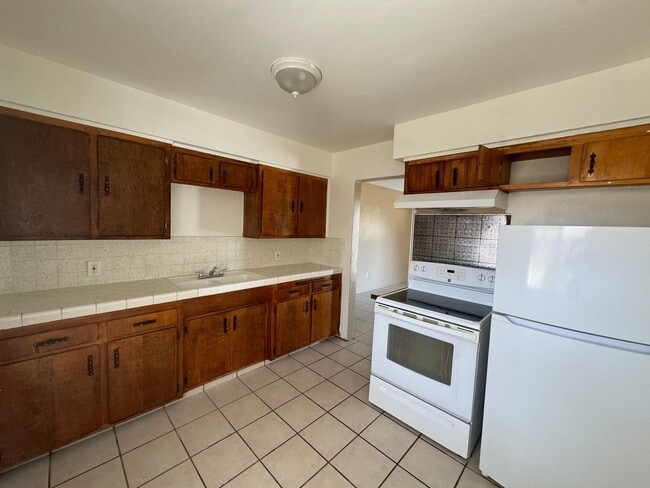 Photo - 210 E Harding Ave Unit B