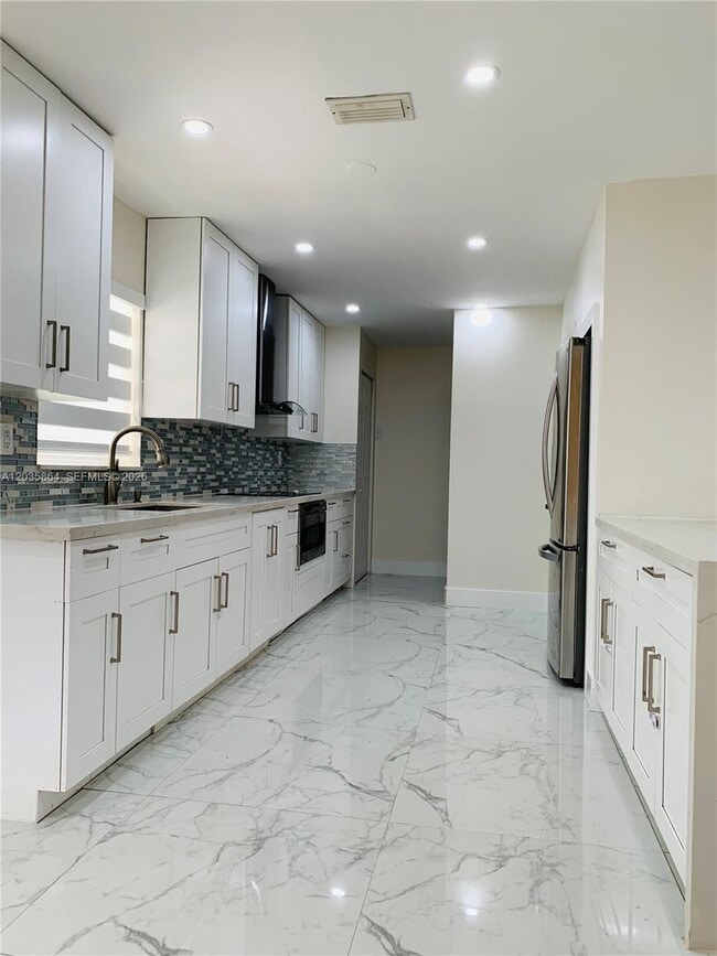 Photo - 17010 NW 53rd Ave