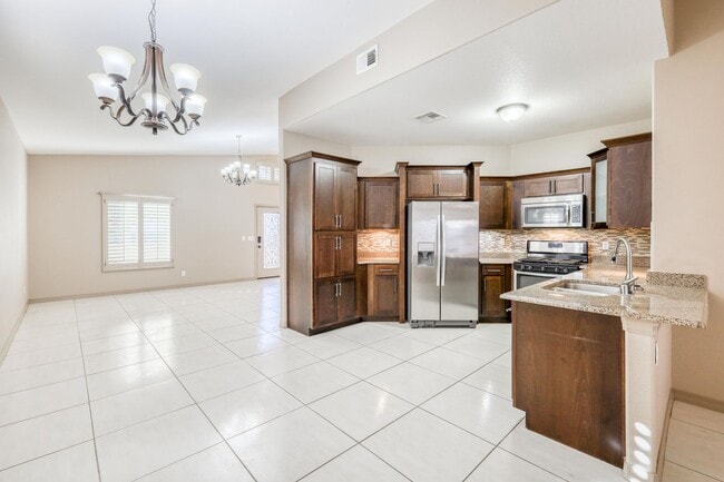 Photo - Beautiful 3 bed-2 baths home in 79911