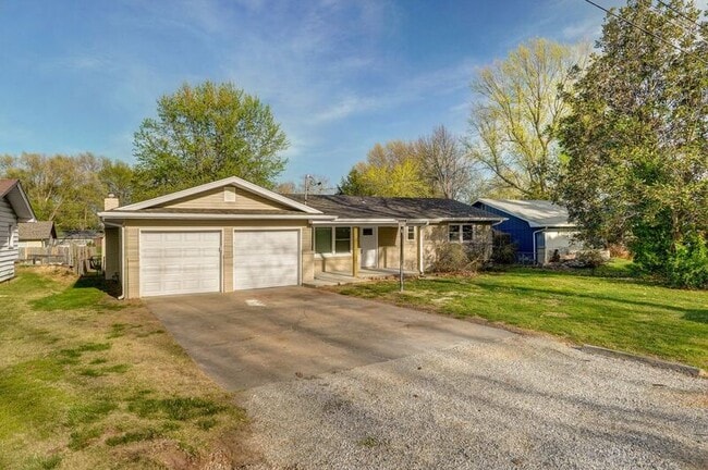 Photo - 1920 S Mayfair Ave