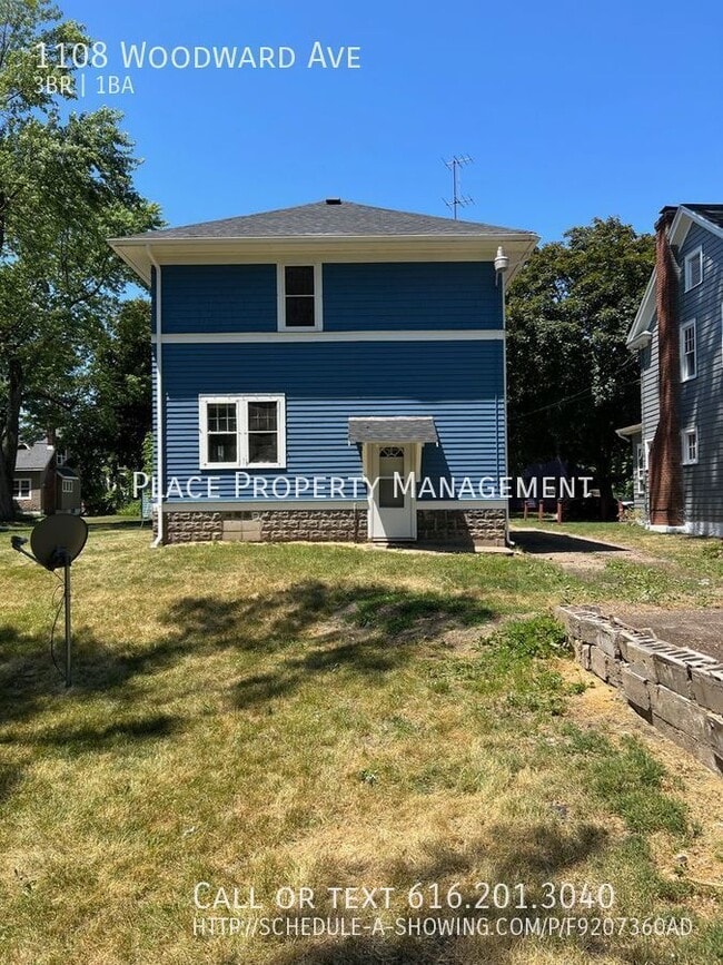 Photo - 1108 Woodward Ave