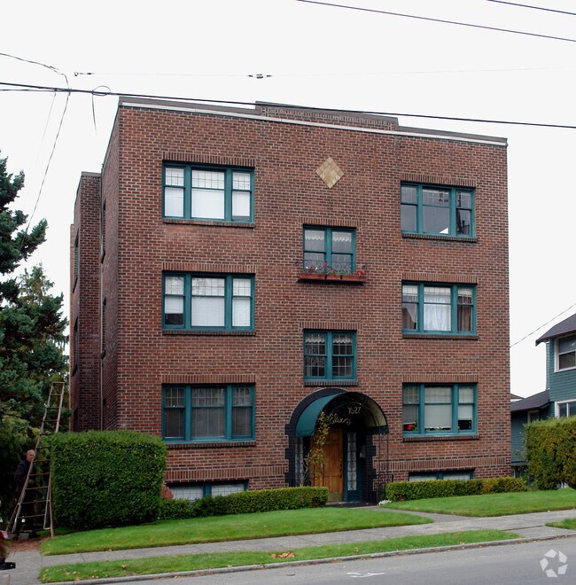 Photo - Elise Apartments