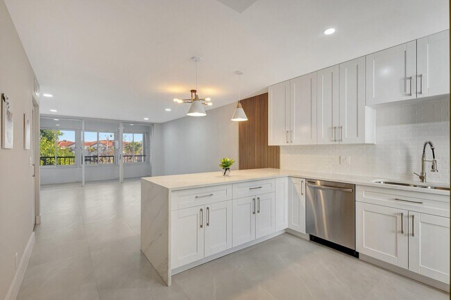 Photo - 4090 Tivoli Ct Unit Apt 208