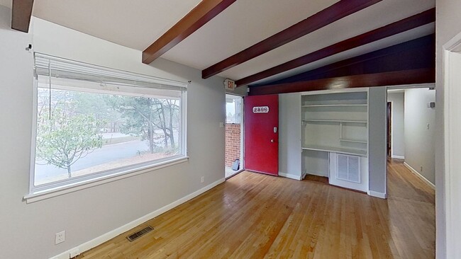 Photo - Broadmoor Shopping Center