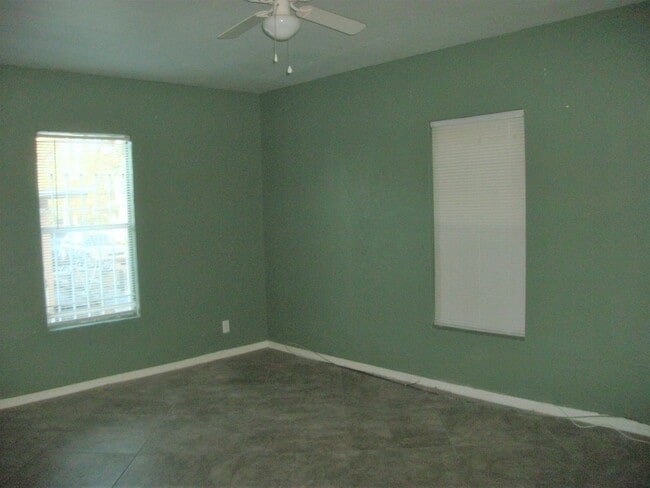 Photo - Pet friendly 2 bedroom cottage in Daytona Beach