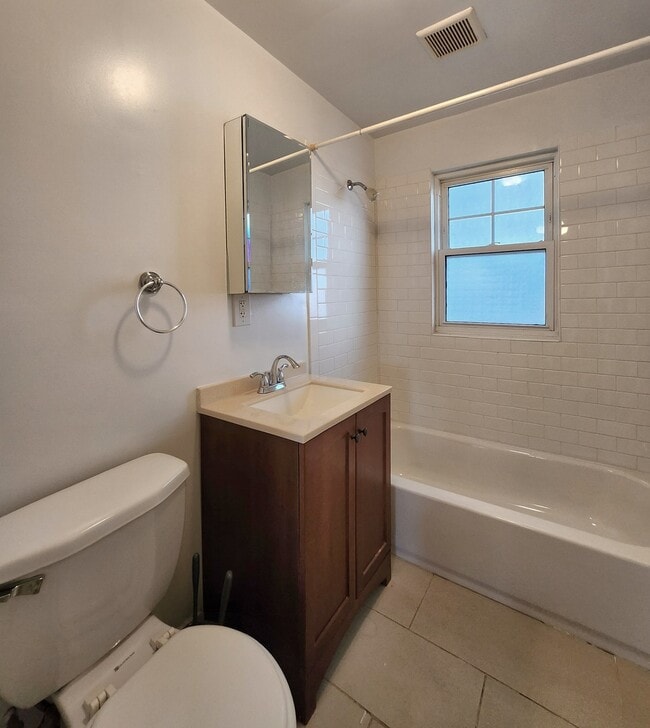 Photo - 4257 W Nelson St Unit 2