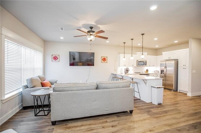Photo - 2624 N Ward Dr
