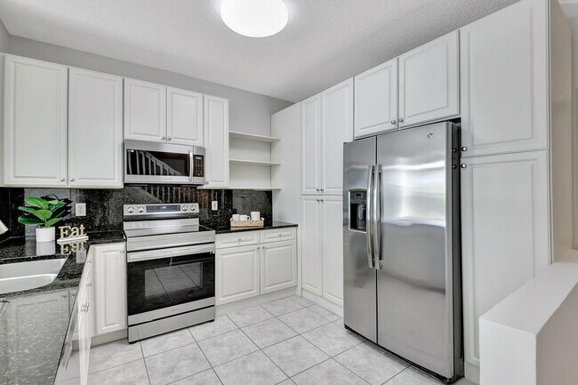 Photo - 9917 Porta Leona Ln