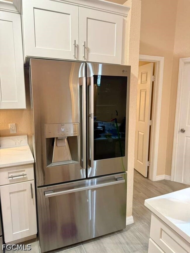 Photo - 930 SW 34th St