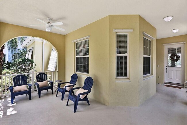 Photo - 259 Caravelle Dr