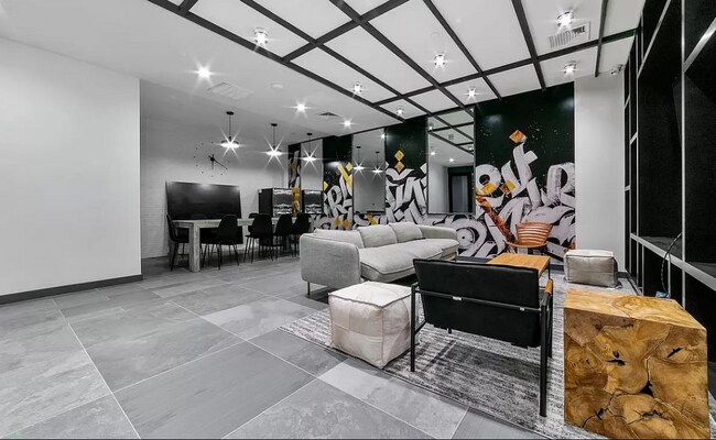 Photo - 93 Linden St