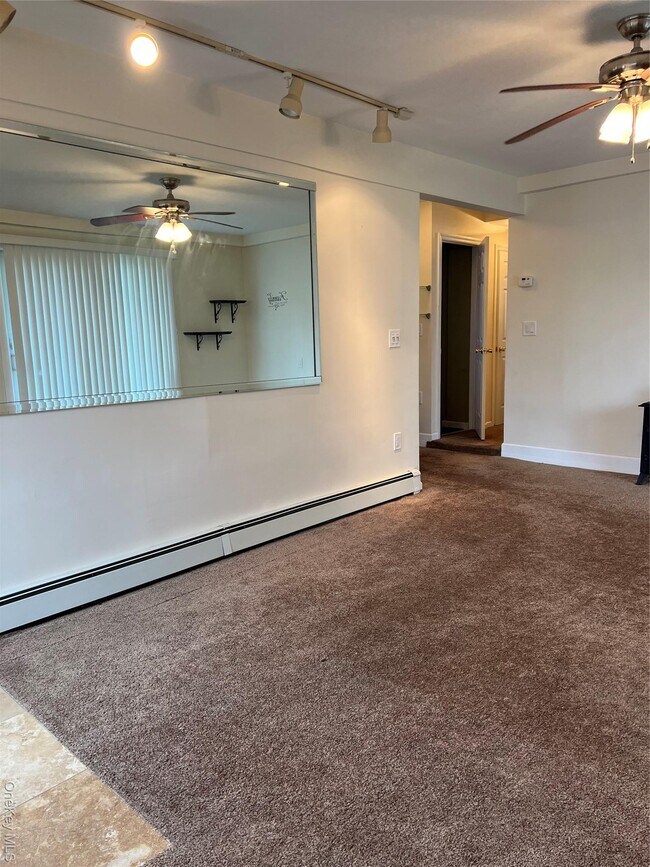 Photo - 65 Gateway Dr