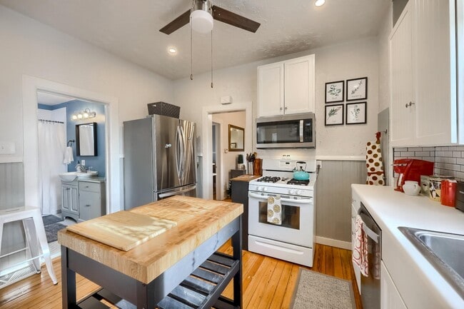 Photo - 3039 S Bannock St