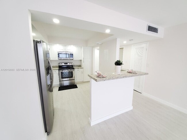 Photo - 18011 Biscayne Blvd Unit 503